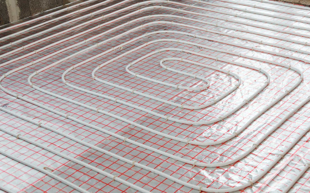 床暖房対応給湯器